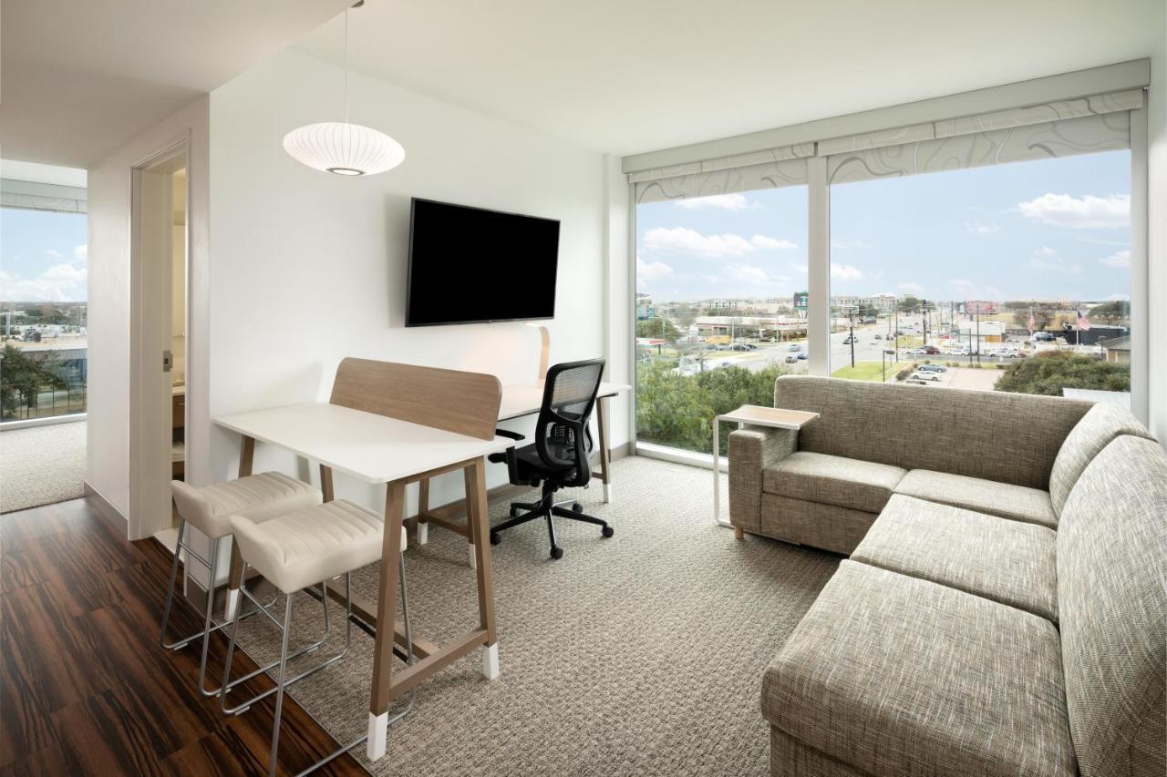 Element Austin At The Domain Hotel Bagian luar foto