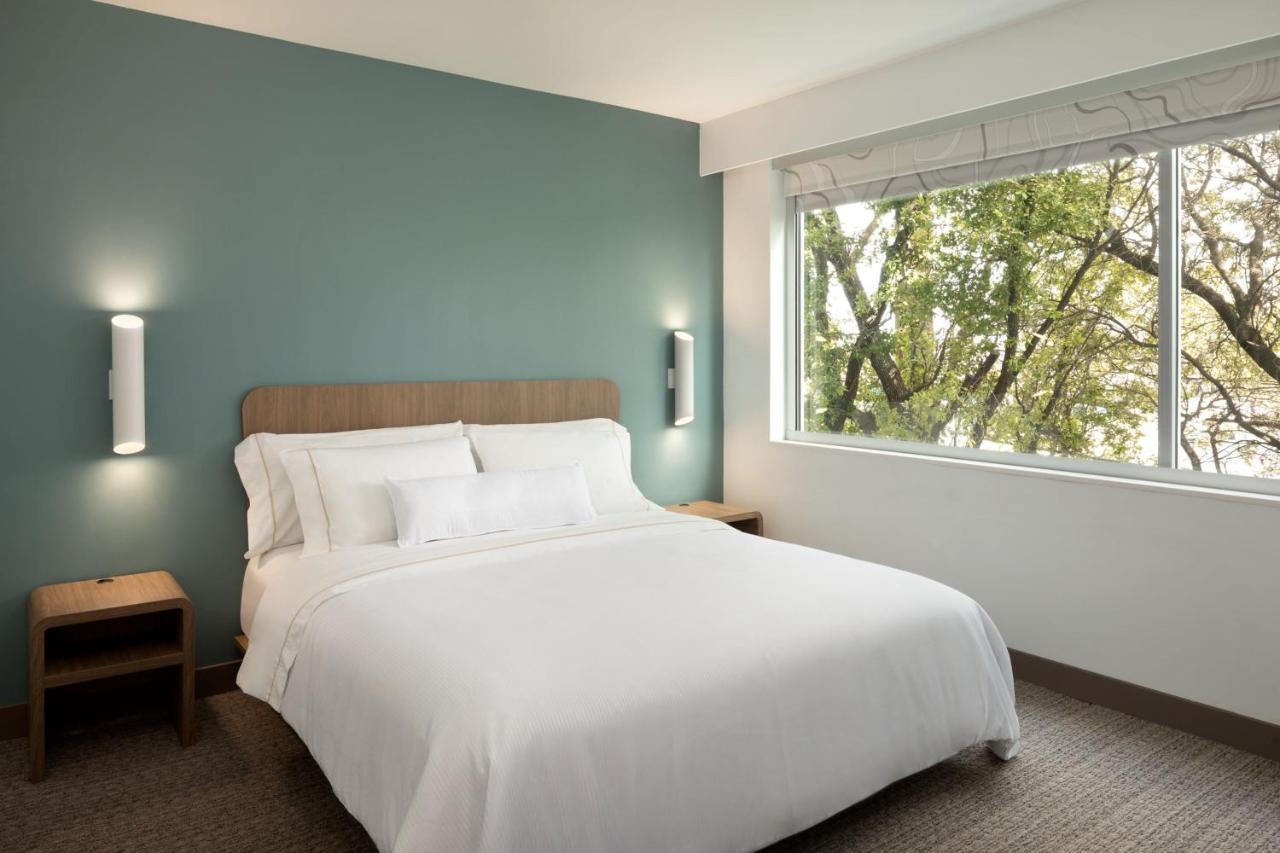 Element Austin At The Domain Hotel Bagian luar foto