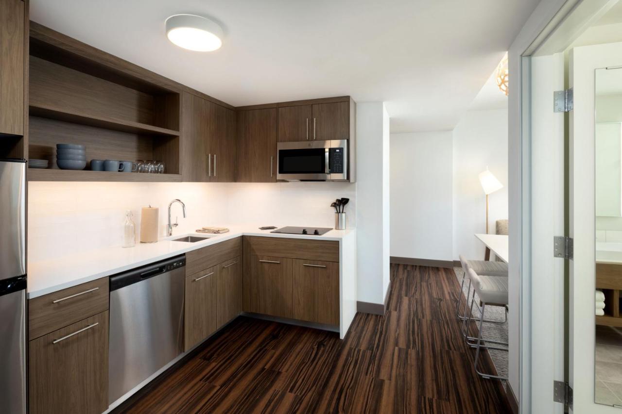 Element Austin At The Domain Hotel Bagian luar foto